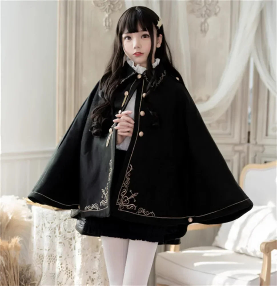 Японский Harajuku Kawaii для девочек, осенне-зимний темный плащ Лолиты с воротником и рукавами «летучая мышь», готическое пальто «Лолита», ретро викторианская Лолита 25
Японский Harajuku Kawaii для девочек, осенне-зимний темный плащ Лолиты с воротником и рукавами «летучая мышь», готическое пальто «Лолита», ретро викторианская Лолита 25