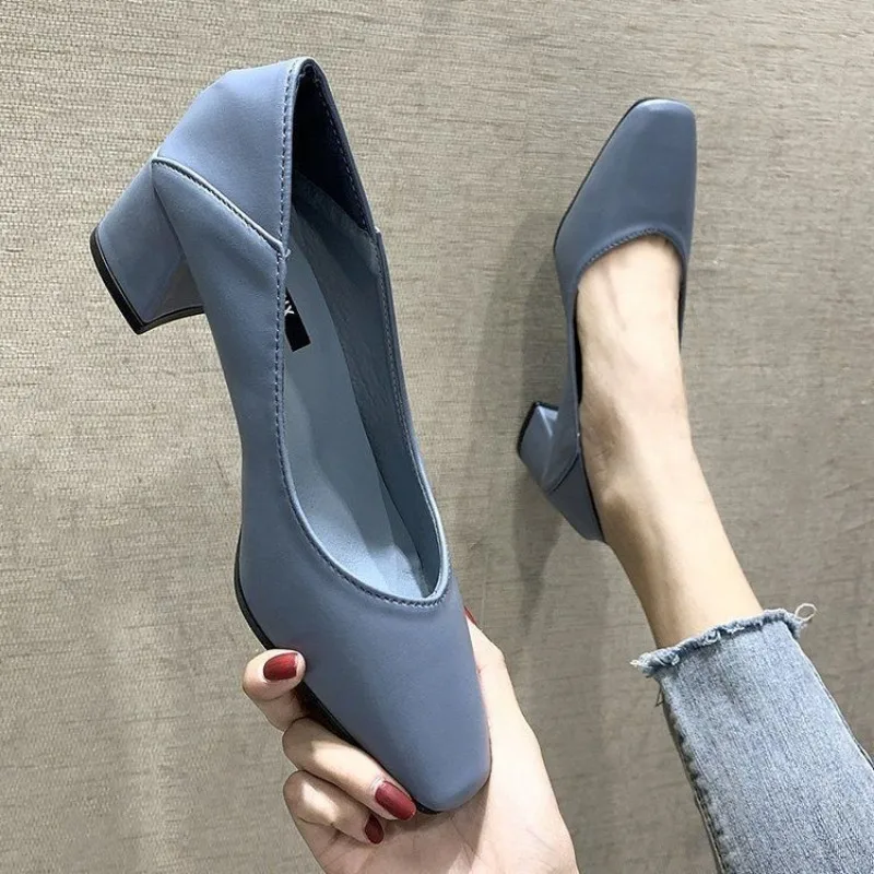 Women's Shoes Square Toe Sexy Block Heel Leather Casual Ladies Pumps 39 Spring Stylish Wholesale Y2k Luxury Brand Korean Style
Women's Shoes Square Toe Sexy Block Heel Leather Casual Ladies Pumps 39 Spring Stylish Wholesale Y2k Luxury Brand Korean Style