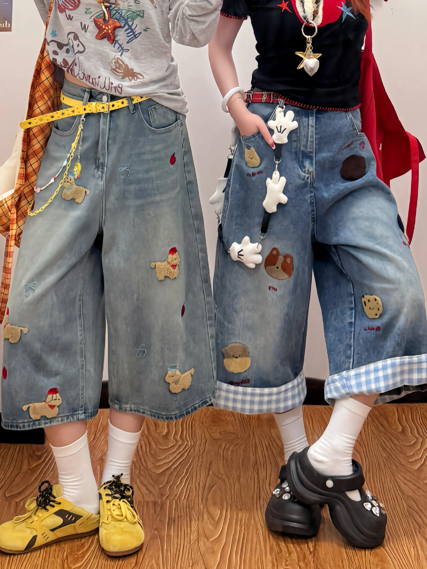 Retro American Washed Dog Embroidery Jeans High Waist Loose Wide Leg Shorts Women's Casual Style Machine Embroidery Denim Jeans
Retro American Washed Dog Embroidery Jeans High Waist Loose Wide Leg Shorts Women's Casual Style Machine Embroidery Denim Jeans