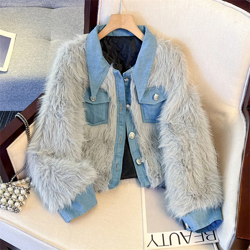Fashion Cowboy Patchwork Faux Fur Jacket White Gray Cotton-Padded Coat Lapel Single-Breasted Long Sleeve Winter Women Outerwear
Fashion Cowboy Patchwork Faux Fur Jacket White Gray Cotton-Padded Coat Lapel Single-Breasted Long Sleeve Winter Women Outerwear