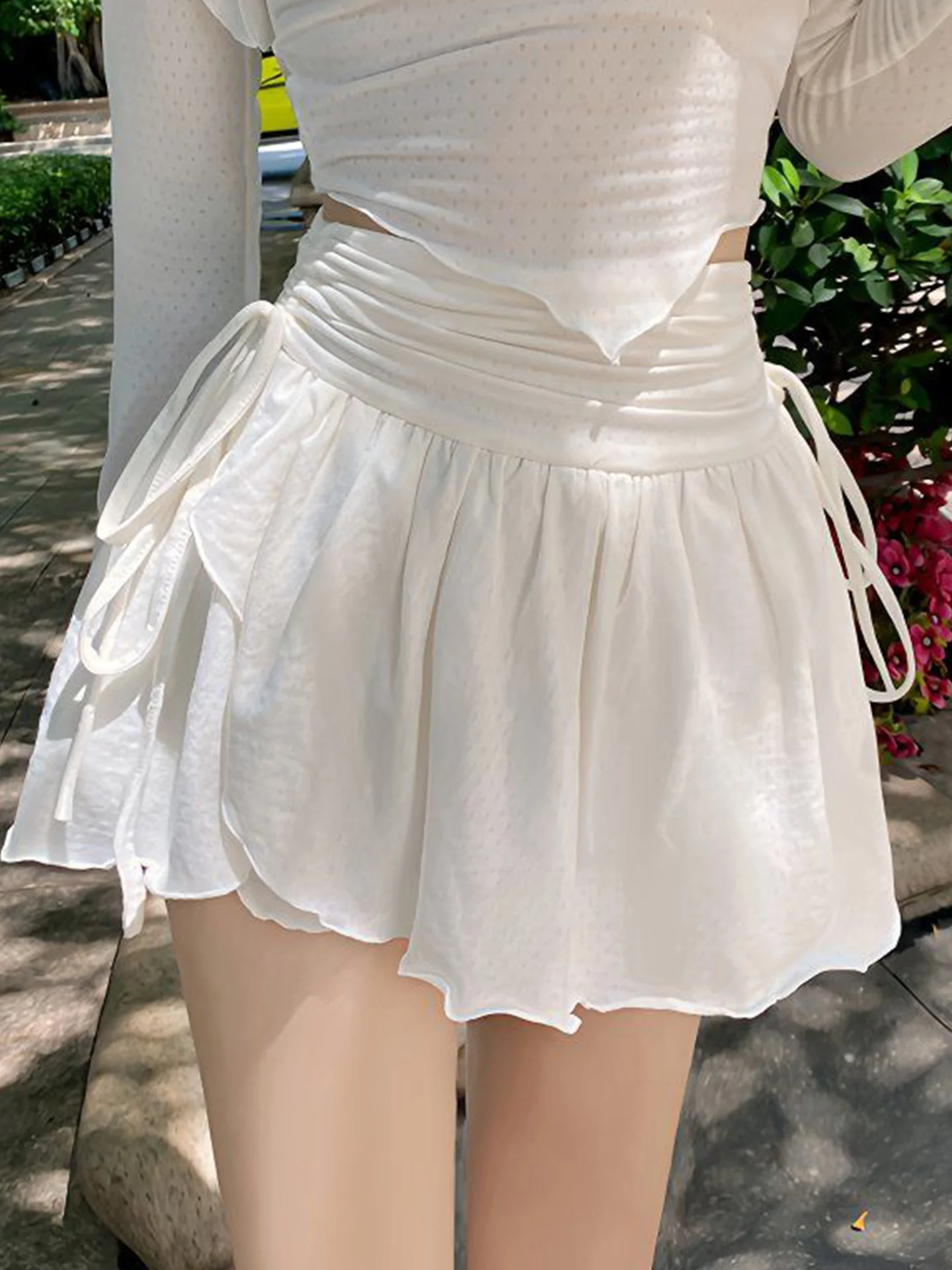 Белая женская юбка А-силуэта с высокой талией, плиссированная, с завязками, в стиле Sweet Spicy Girl, асимметричная, средней длины
Белая женская юбка А-силуэта с высокой талией, плиссированная, с завязками, в стиле Sweet Spicy Girl, асимметричная, средней длины