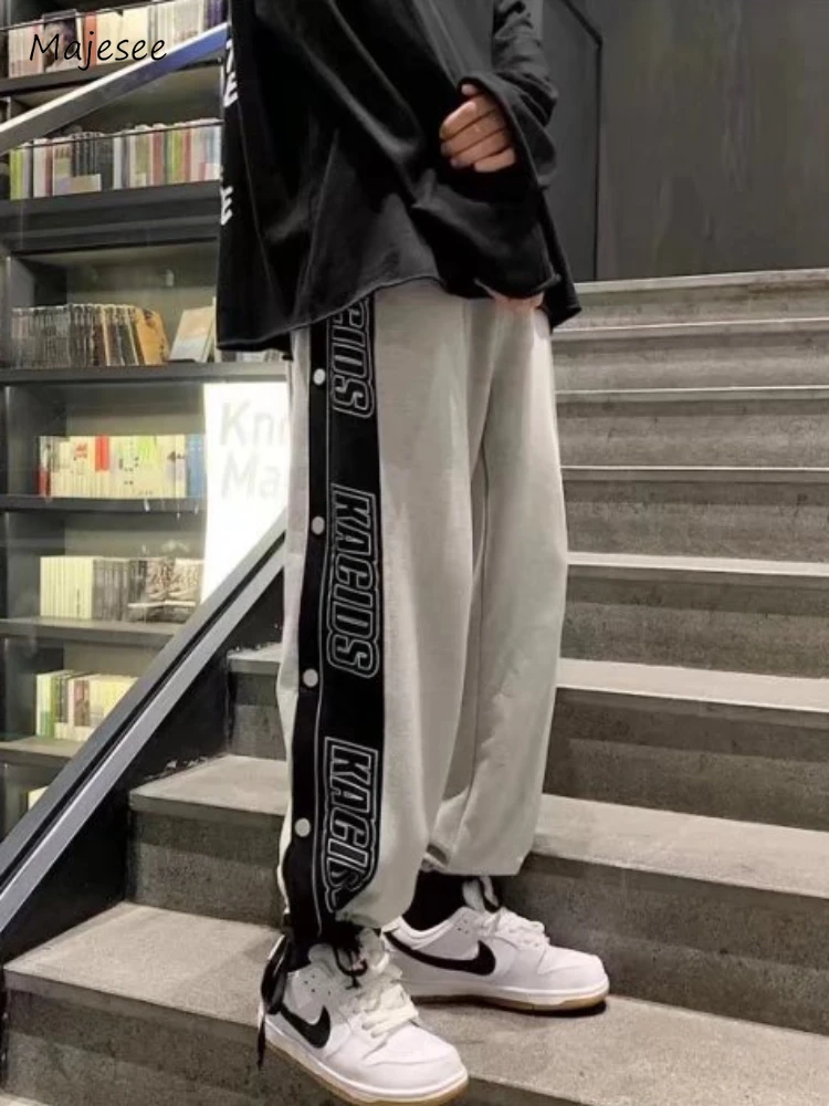 Casual Pants Men Baggy High Street Teenagers Letter Spring Autumn Side Button Ankle Banded American Style Fashion Popular Soft
Casual Pants Men Baggy High Street Teenagers Letter Spring Autumn Side Button Ankle Banded American Style Fashion Popular Soft