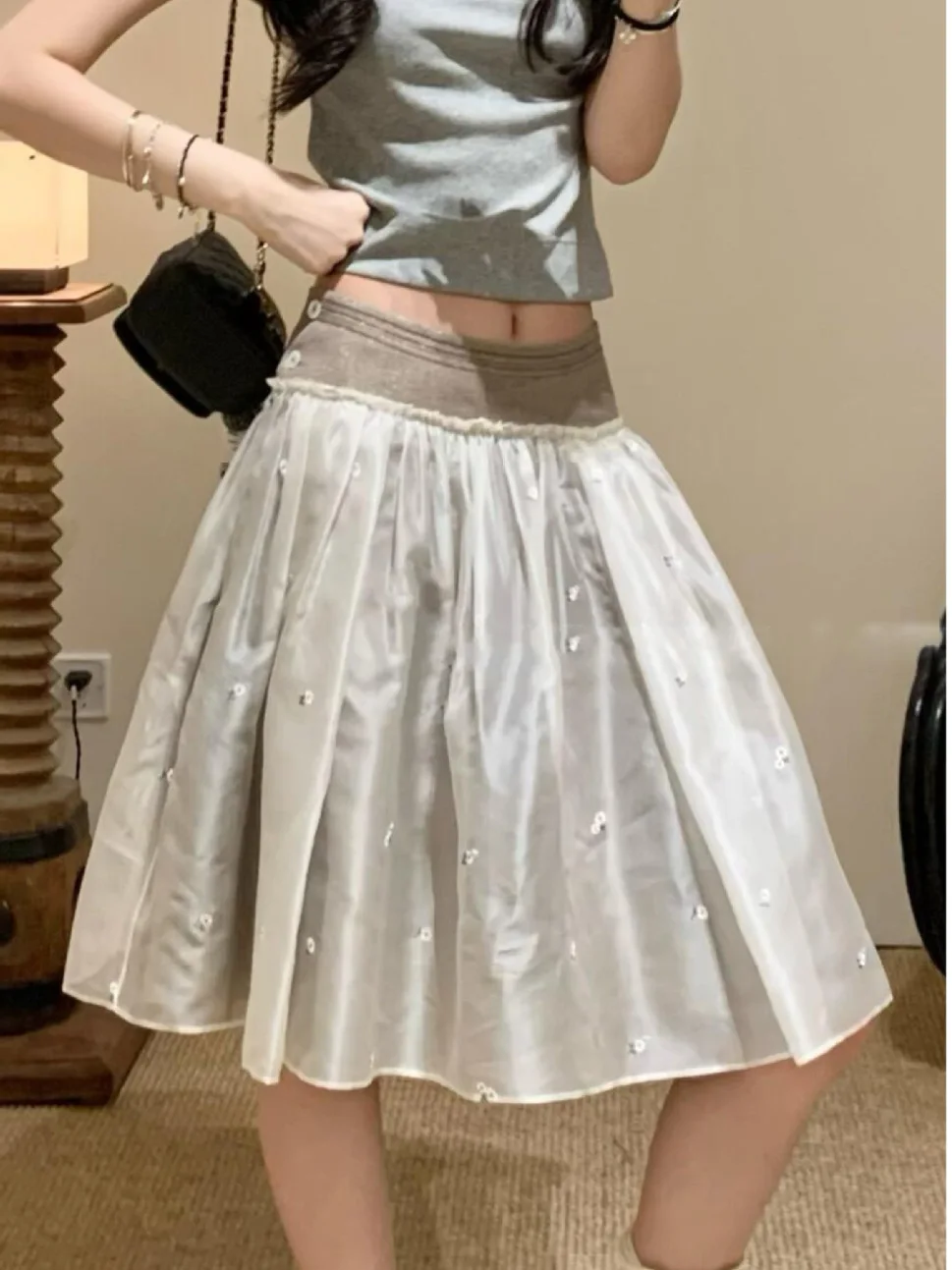 Floral One Shanghai 26ss Women's A-Line Fairy Half Skirt Pure Color Versatile Spring Snow Skirt Polyester Fiber
Floral One Shanghai 26ss Women's A-Line Fairy Half Skirt Pure Color Versatile Spring Snow Skirt Polyester Fiber