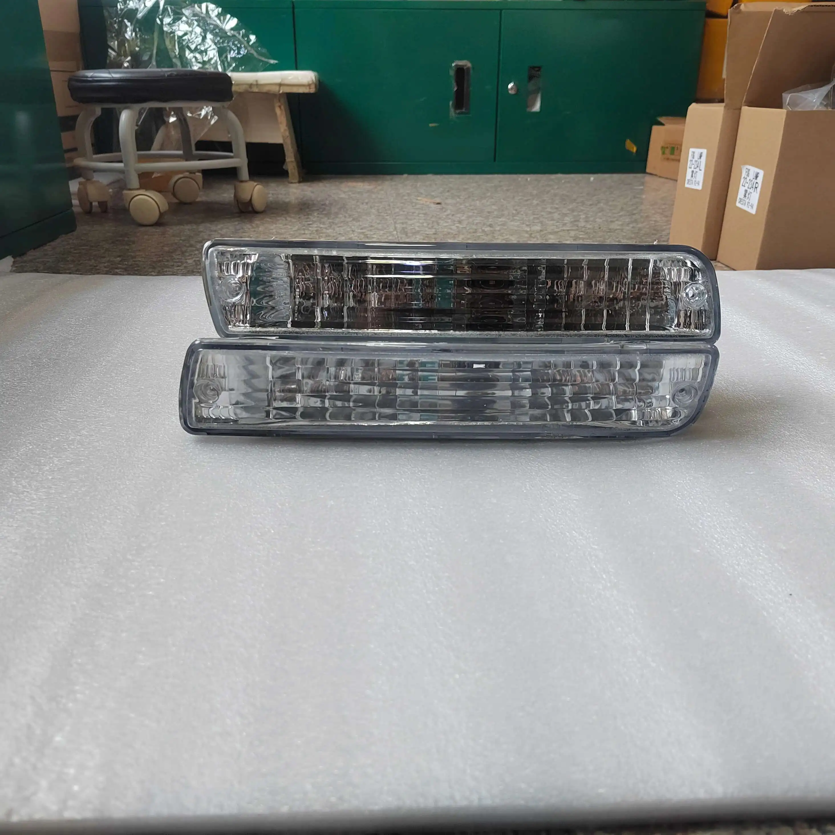 Пара автомобильных противотуманных фар для Toyota Land Cruiser Fj80 1992, хрустальная передняя противотуманная фара
Пара автомобильных противотуманных фар для Toyota Land Cruiser Fj80 1992, хрустальная передняя противотуманная фара