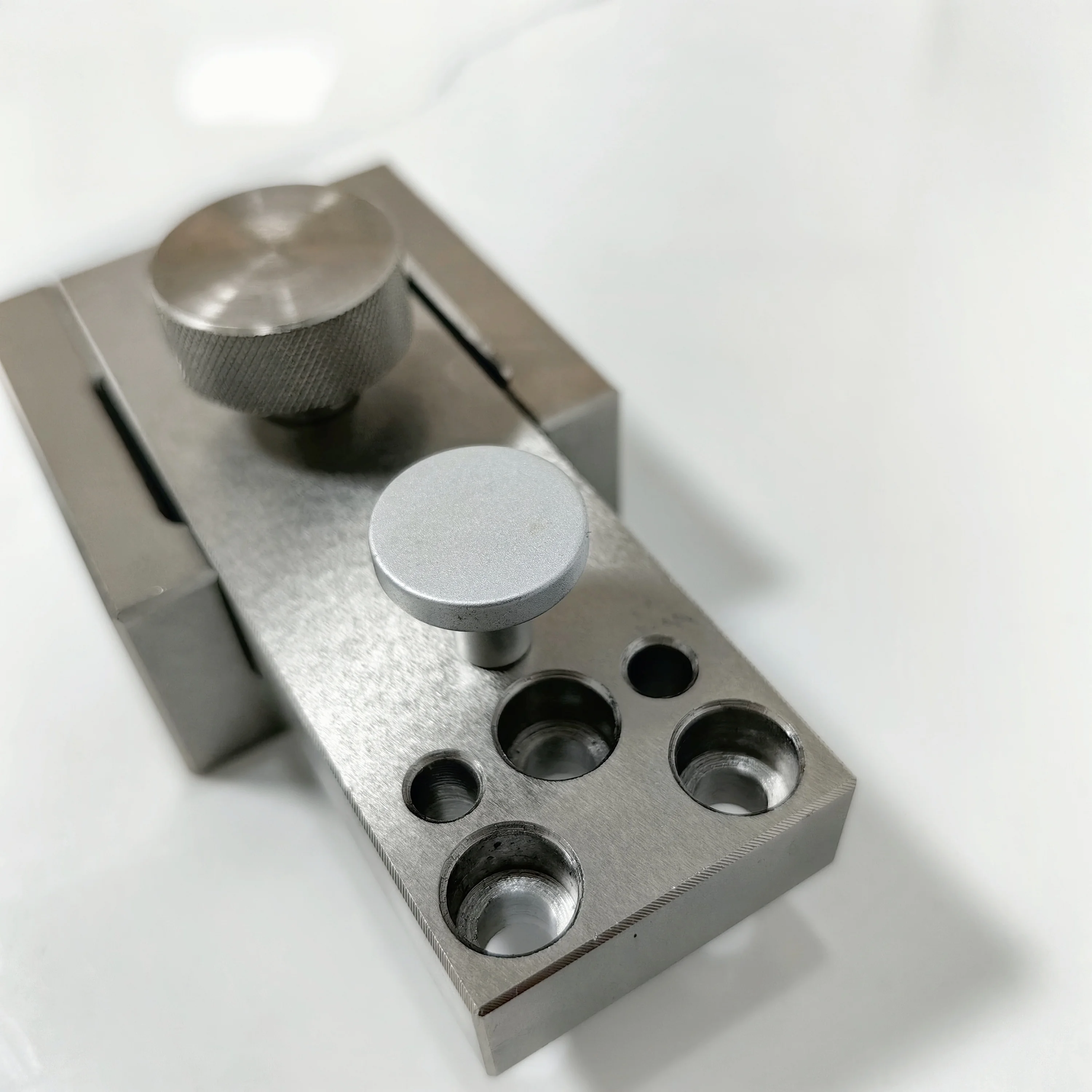 CNC Machining Inspection Tool Fixture Components Standard Slide Tilting Mechanism
CNC Machining Inspection Tool Fixture Components Standard Slide Tilting Mechanism