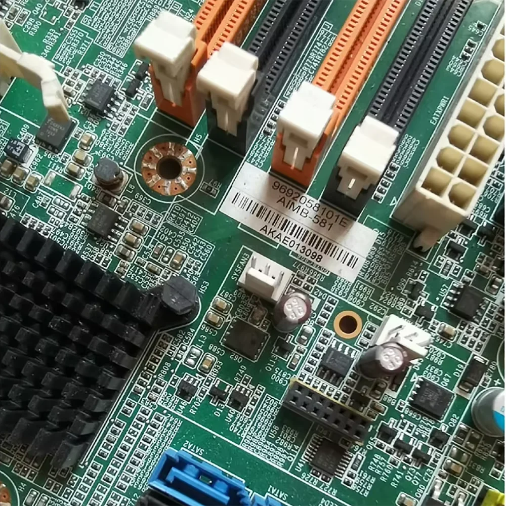 LGA 1155 motherboard with dual network port AIMB-581QG2 AIMB-581 REV.A1
LGA 1155 motherboard with dual network port AIMB-581QG2 AIMB-581 REV.A1