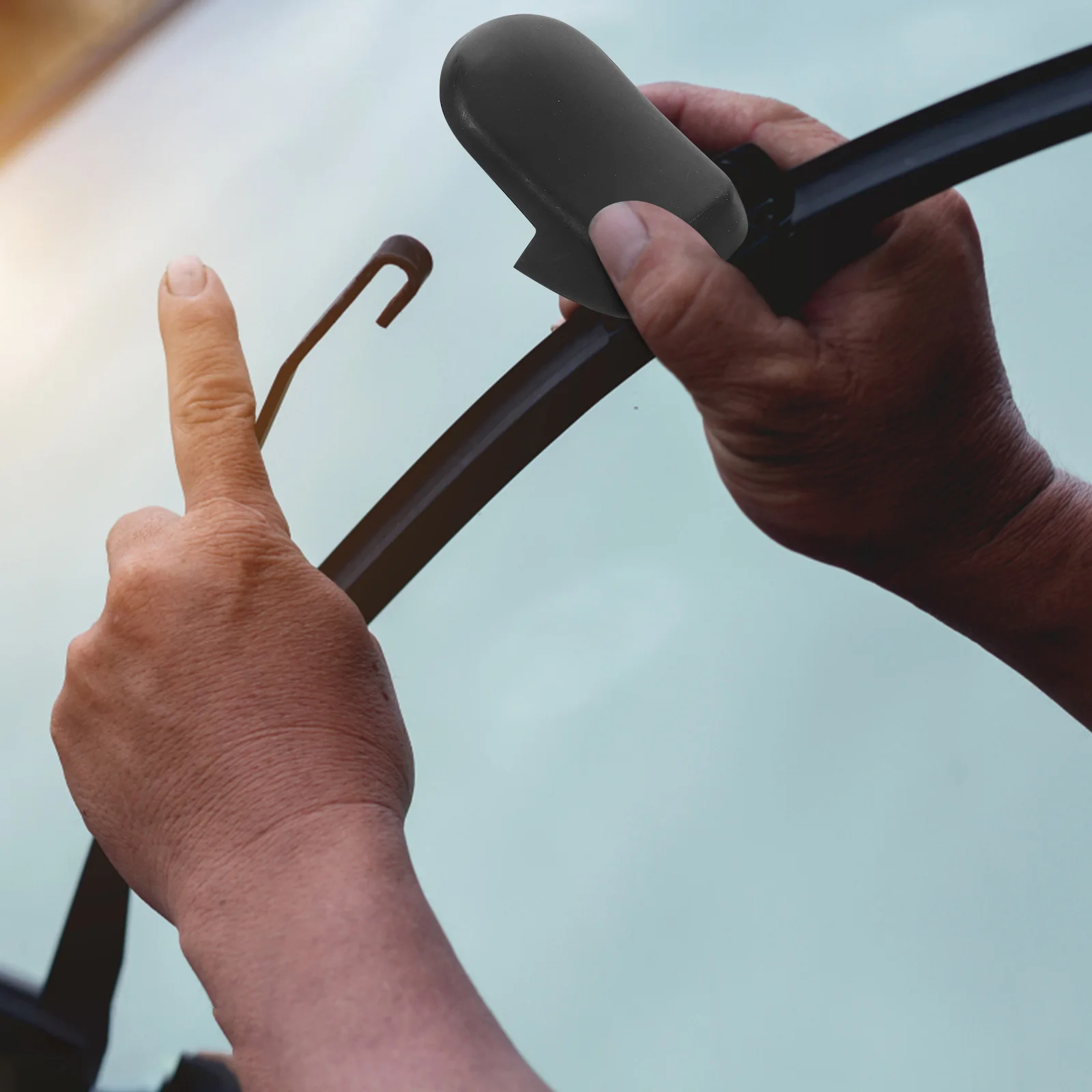 Car Rear Wiper Arm Cover Durable Plastic Nut Protector Easy Installation Auto Windshield Washer Blade Accessories
Car Rear Wiper Arm Cover Durable Plastic Nut Protector Easy Installation Auto Windshield Washer Blade Accessories