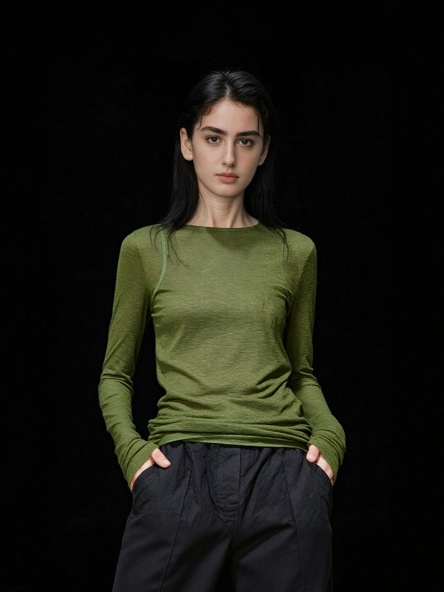 Легкая футболка Slim Fit Long Sve round Ne Basic irt, женская, приятная для кожи, простой дизайн, осенняя коллекция
Легкая футболка Slim Fit Long Sve round Ne Basic irt, женская, приятная для кожи, простой дизайн, осенняя коллекция