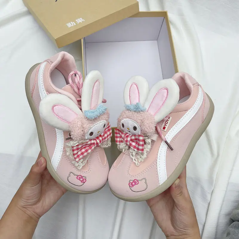 My Melody Anime Kawaii Sanrio Lovely Doll Pendant Casual Shoes Cute Cartoon Summer Breathable Sneakers Gifts Toys for Kids 
My Melody Anime Kawaii Sanrio Lovely Doll Pendant Casual Shoes Cute Cartoon Summer Breathable Sneakers Gifts Toys for Kids