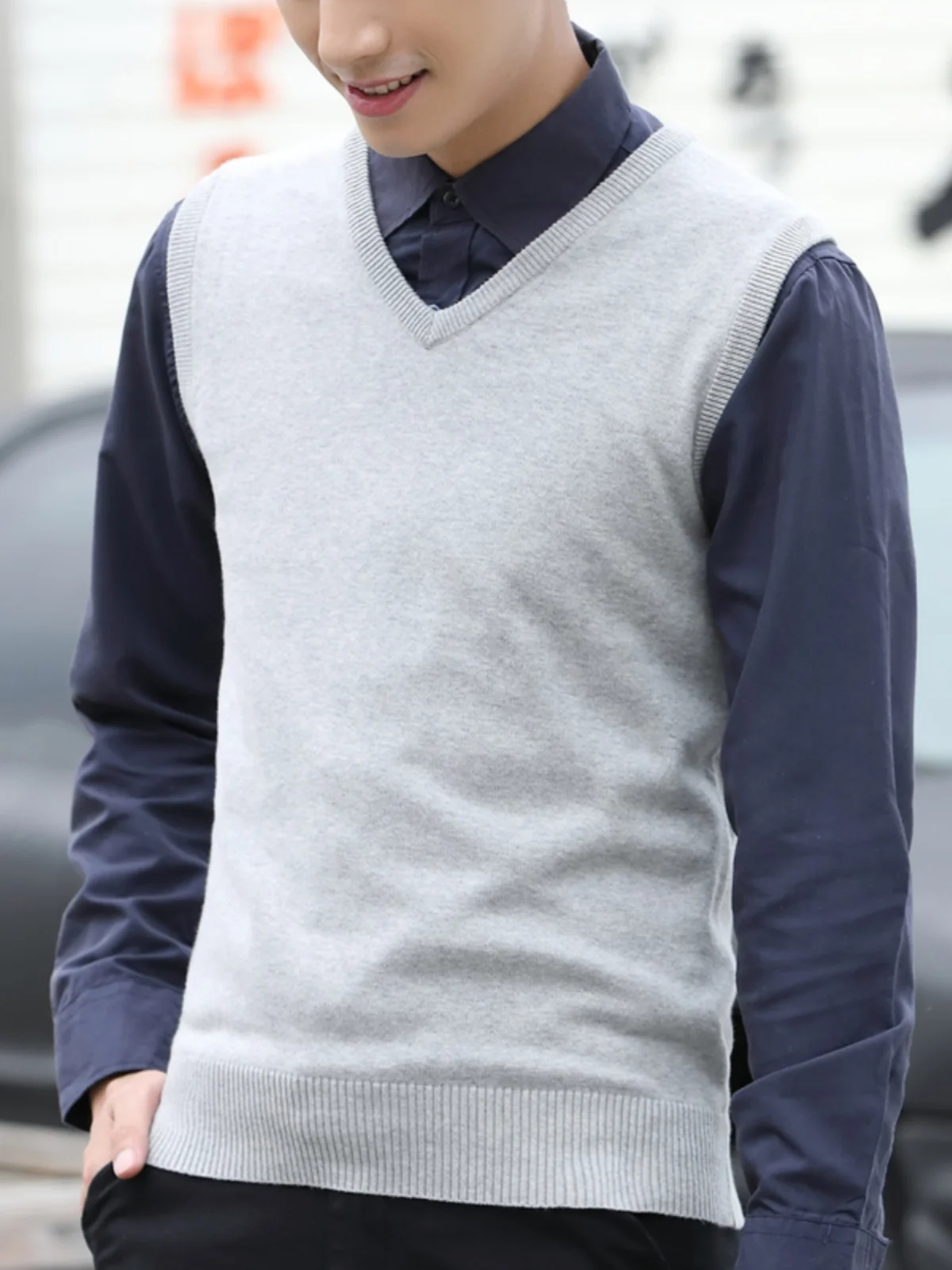 Men's V-Ne Pullover Pure Color Sweater Vest Slim Fit Cotton Tead Svel Knitted Garment Faion Urban Sle Breathable
Men's V-Ne Pullover Pure Color Sweater Vest Slim Fit Cotton Tead Svel Knitted Garment Faion Urban Sle Breathable