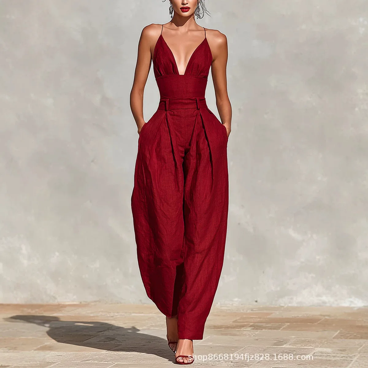 Elegant Sexy V-Neck Spaghetti Strap Jumpsuit Women High Waist Wide Leg Casual Romper Spring Boho Solid Backless Pockets Overalls
Elegant Sexy V-Neck Spaghetti Strap Jumpsuit Women High Waist Wide Leg Casual Romper Spring Boho Solid Backless Pockets Overalls