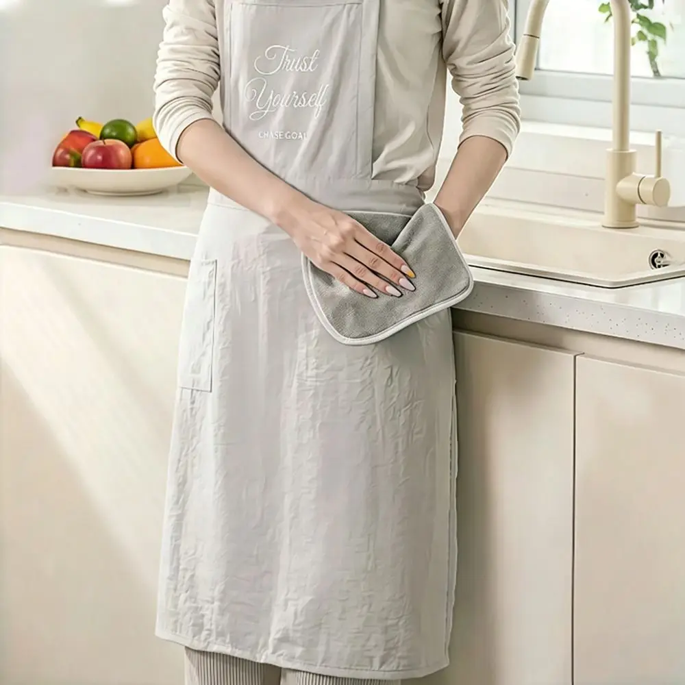 Waterproof Kitchen Apron Anti-fouling Sleeveless Cooking Baking Bibs Breathable Oil-proof Catering Work Clothes for Home Kitchen
Waterproof Kitchen Apron Anti-fouling Sleeveless Cooking Baking Bibs Breathable Oil-proof Catering Work Clothes for Home Kitchen
