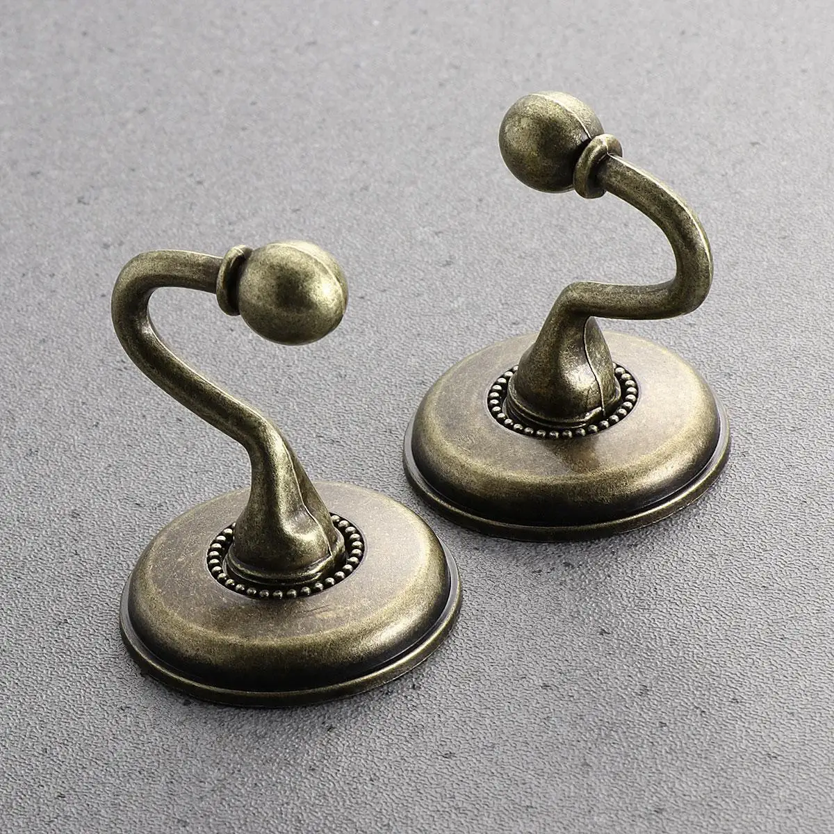 Round Head Hooks Zinc Alloy Curtain Holdbacks Vintage Tiebacks Decorative Pommel Wall Mount Drapery Hardware Accessories
Round Head Hooks Zinc Alloy Curtain Holdbacks Vintage Tiebacks Decorative Pommel Wall Mount Drapery Hardware Accessories