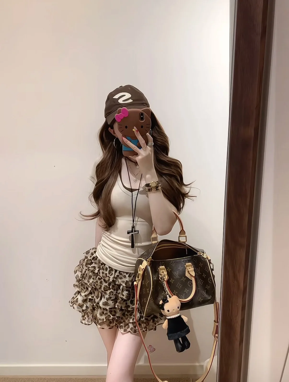 Spicy Girl Leopard Print Halter Neck Short Sleeve T-Shirt And High Waist Skirt Two Piece Set Women's Summer Fashion Outfit
Spicy Girl Leopard Print Halter Neck Short Sleeve T-Shirt And High Waist Skirt Two Piece Set Women's Summer Fashion Outfit