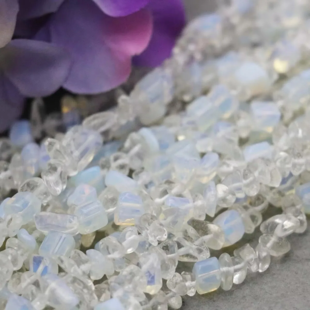 Retro White Irregular Moonstone Loose Beads Natural Stone Crystal Bracelet Necklace for Women Girls Ladies Hand Chain Jewelry
Retro White Irregular Moonstone Loose Beads Natural Stone Crystal Bracelet Necklace for Women Girls Ladies Hand Chain Jewelry