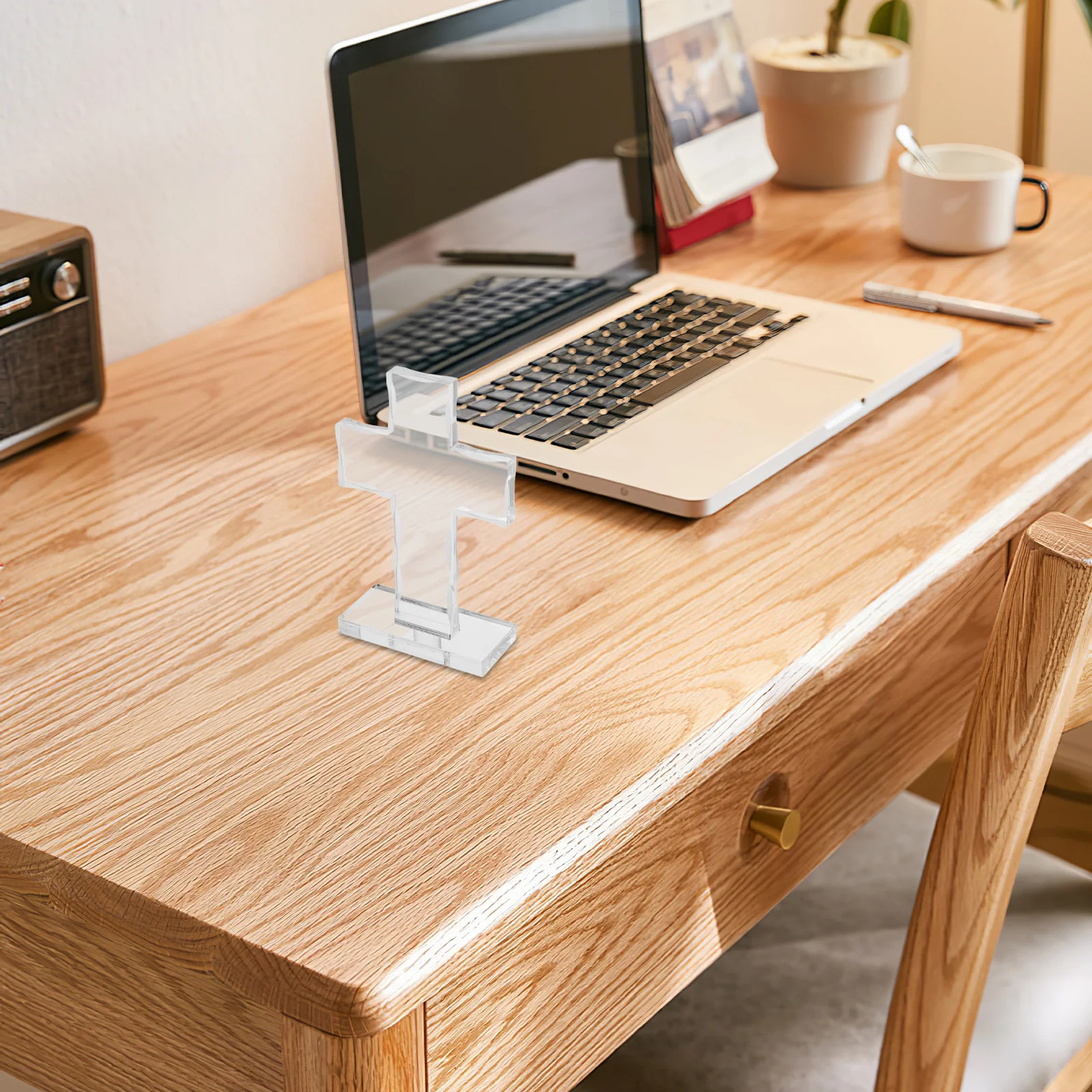 Acrylic Standing Cross Transparent Faith Ornament for Home Church Wedding Baptismal Decor Inspirational Spiritual Centerpiece
Acrylic Standing Cross Transparent Faith Ornament for Home Church Wedding Baptismal Decor Inspirational Spiritual Centerpiece