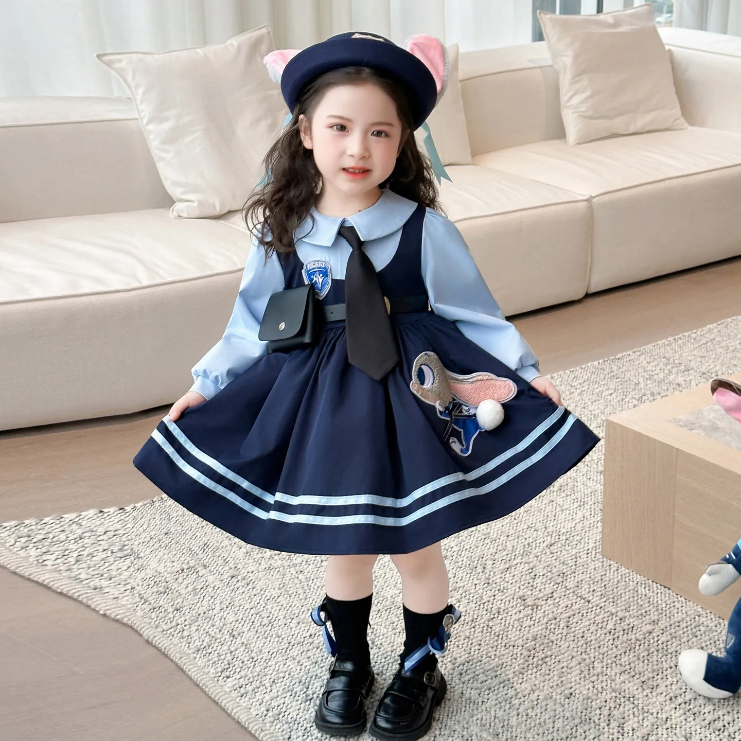 Платье для девочек Zootopia Judy, новое весеннее платье с длинными рукавами и цветовыми блоками в мультяшном стиле, детское милое платье принцессы с кроликом-полицейским
Платье для девочек Zootopia Judy, новое весеннее платье с длинными рукавами и цветовыми блоками в мультяшном стиле, детское милое платье принцессы с кроликом-полицейским