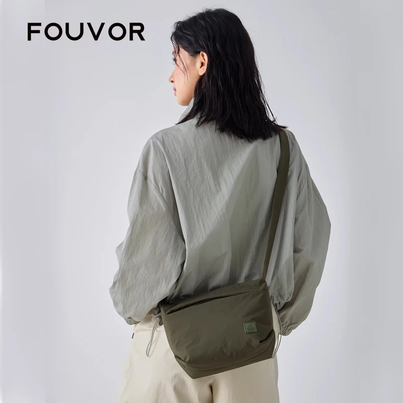 FOUVOR Women's Single Shoulder Bag Waterproof Large Capacity Crossbody Bags Multi-Pocket Casual Lightweight Commuter Bag 3071-02
FOUVOR Women's Single Shoulder Bag Waterproof Large Capacity Crossbody Bags Multi-Pocket Casual Lightweight Commuter Bag 3071-02