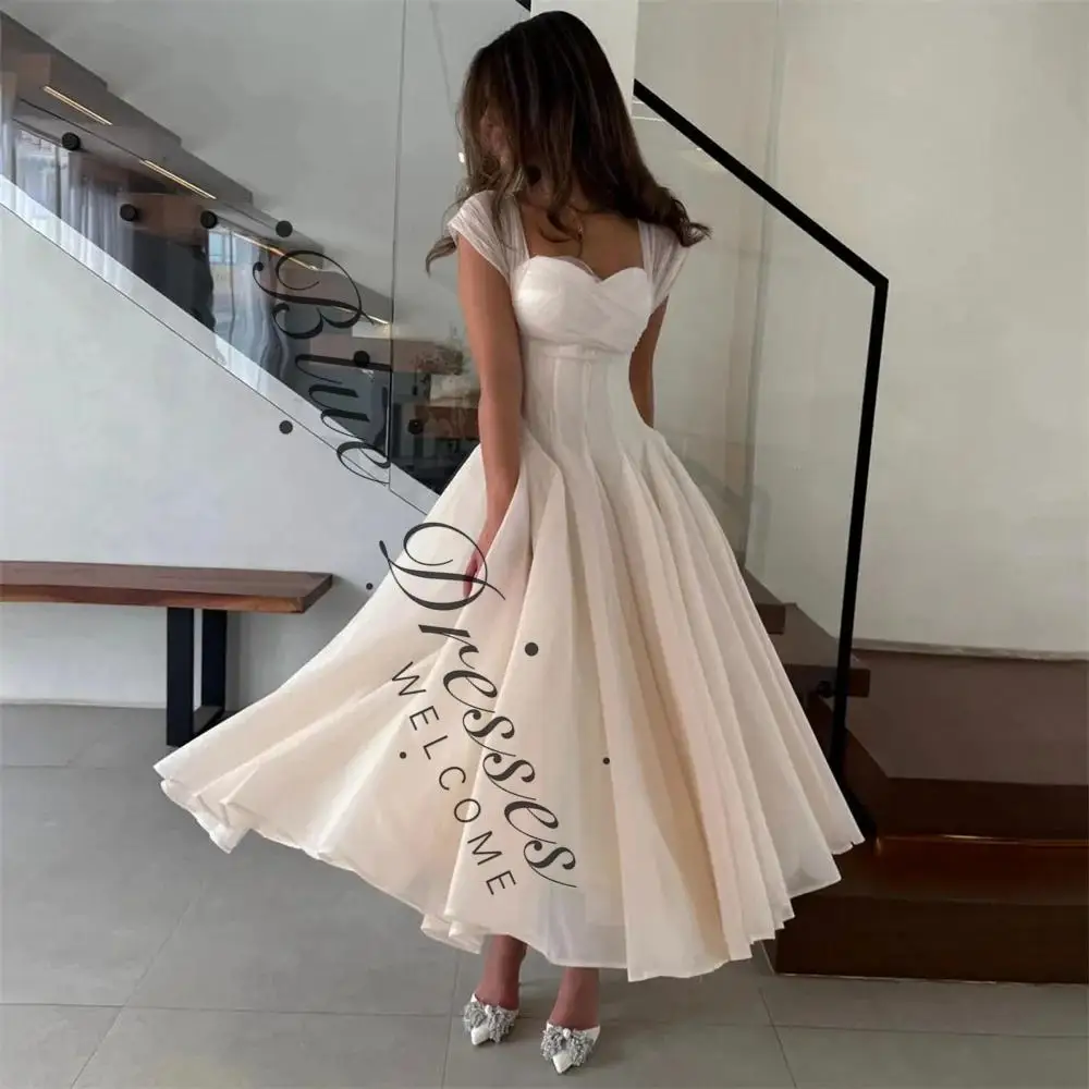 customized Elegant High Neck Sleeveless Pleat Elegant Formal Evening Dress For Woman Simple Floor Length Prom Gown New
customized Elegant High Neck Sleeveless Pleat Elegant Formal Evening Dress For Woman Simple Floor Length Prom Gown New