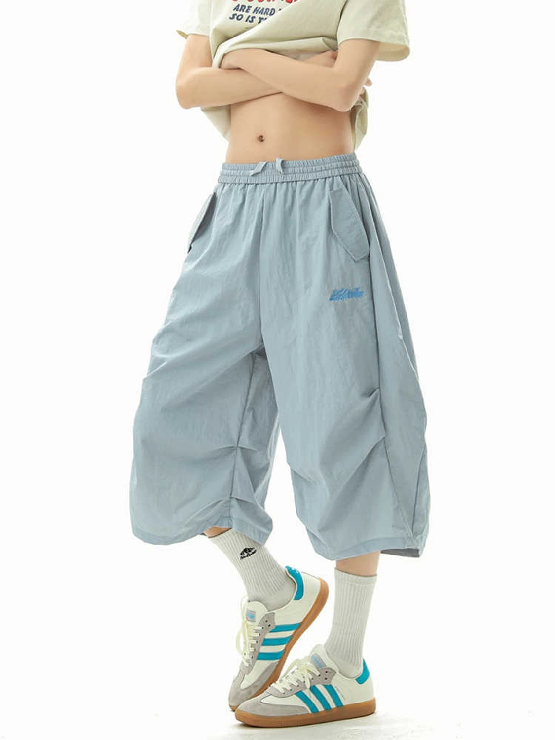 Женские прямые шорты, джинсы, шорты с высокой талией, Европа, Америка, уличные летние винтажные рваные джинсовые шорты с широкими штанинами 
Женские прямые шорты, джинсы, шорты с высокой талией, Европа, Америка, уличные летние винтажные рваные джинсовые шорты с широкими штанинами