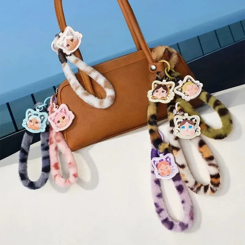 Original CRYBABY Wild but Cutie Series-Phone Charm Blind Box Mystery Box Guess Bag Toys Doll Cute Anime Figure Desktop Ornaments
Original CRYBABY Wild but Cutie Series-Phone Charm Blind Box Mystery Box Guess Bag Toys Doll Cute Anime Figure Desktop Ornaments