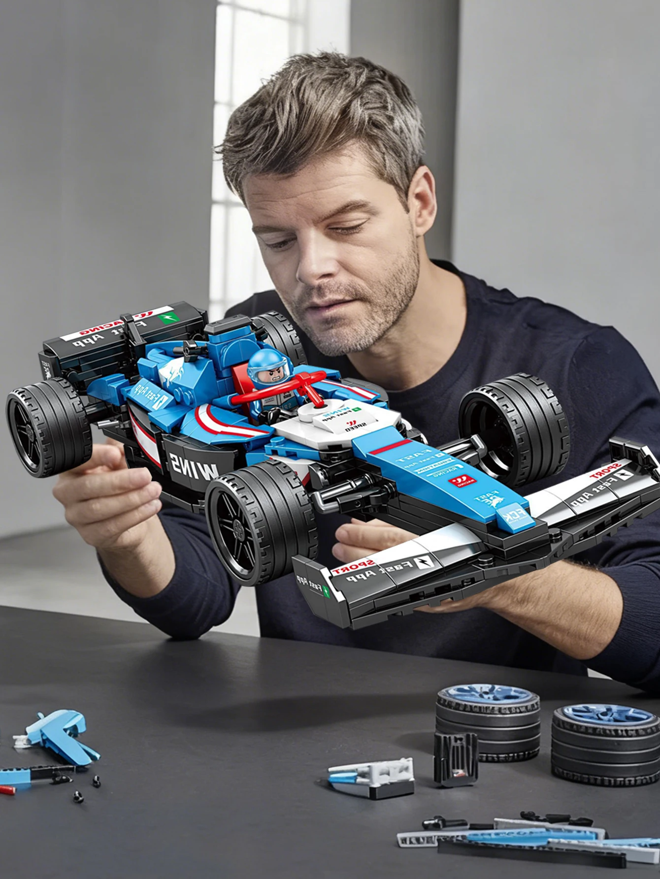 Модель строительного блока Bilibili le go Racing, детская развивающая игрушка из строительных блоков, идеальный подарок для творческих мальчиков
Модель строительного блока Bilibili le go Racing, детская развивающая игрушка из строительных блоков, идеальный подарок для творческих мальчиков