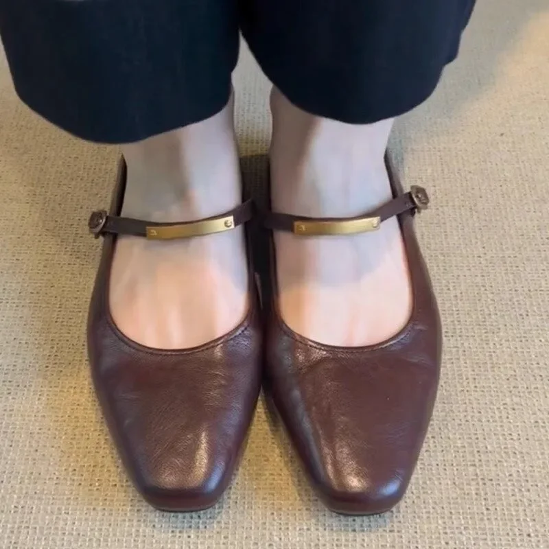 2025 New Women's Square Toe Buckle Strap Flats Metal Decoration Casual Shoes with Shallow Hot Sale for Outdoor Daily Wear Flats
2025 New Women's Square Toe Buckle Strap Flats Metal Decoration Casual Shoes with Shallow Hot Sale for Outdoor Daily Wear Flats