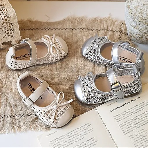 Fashion Kids Hollow-out Flat Shoes New Breathable Daily Wear Toddlers Girls Causal Shoes Woven Non-slip Children Mary Jane Shoes
Fashion Kids Hollow-out Flat Shoes New Breathable Daily Wear Toddlers Girls Causal Shoes Woven Non-slip Children Mary Jane Shoes