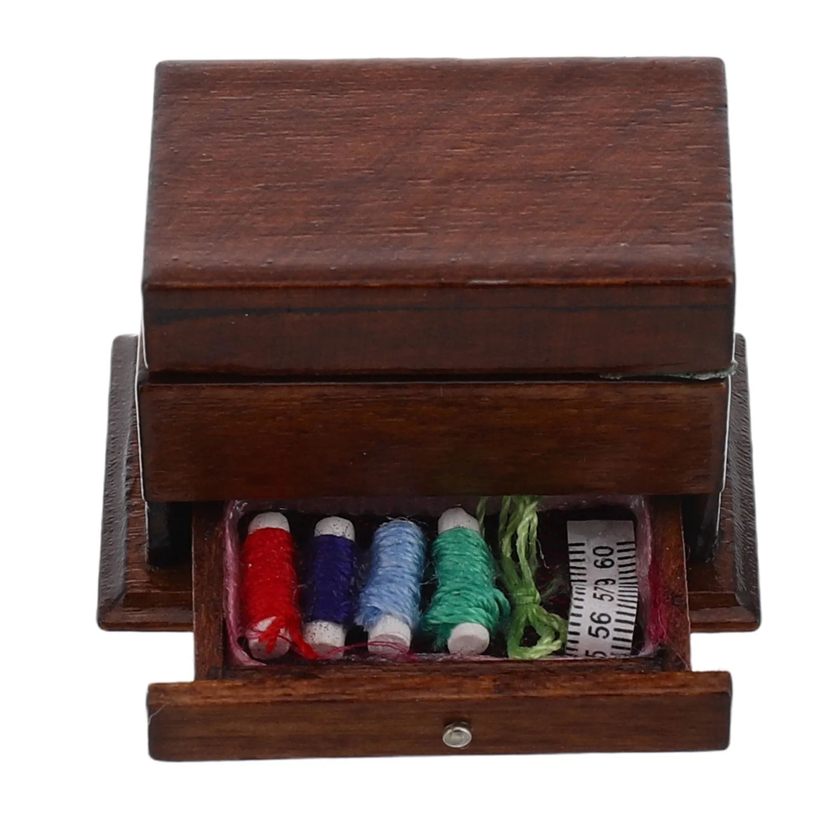 Миниатюрная винтажная деревянная шкатулка для шитья в китайском ретро-стиле, аксессуары и декор для кукольного домика
Миниатюрная винтажная деревянная шкатулка для шитья в китайском ретро-стиле, аксессуары и декор для кукольного домика