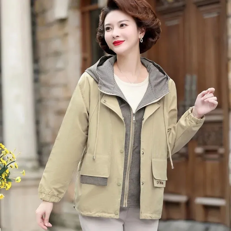 Spring Autumn Cotton Women's Jacket 2022 New Mom Splicing Fake Two-piece Suit Windbreaker Top Short Casual Trench Coats Female
Spring Autumn Cotton Women's Jacket 2022 New Mom Splicing Fake Two-piece Suit Windbreaker Top Short Casual Trench Coats Female