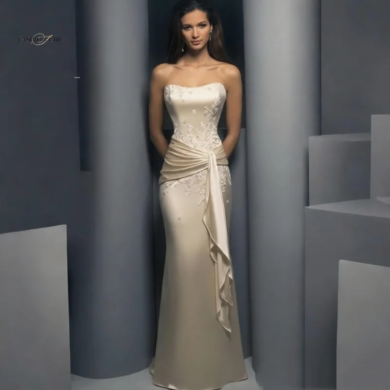 Customized Strapless Elegant Satin Evening Gown Women's Embroidered Long Gown And Pleated Waist Wedding Guest Gown
Customized Strapless Elegant Satin Evening Gown Women's Embroidered Long Gown And Pleated Waist Wedding Guest Gown