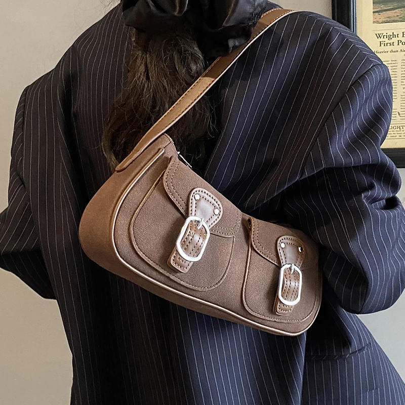 Новая женская сумка на одно плечо, осенне-зимняя винтажная сумка из нубука, сумки через плечо с индивидуальным карманным дизайном
Новая женская сумка на одно плечо, осенне-зимняя винтажная сумка из нубука, сумки через плечо с индивидуальным карманным дизайном