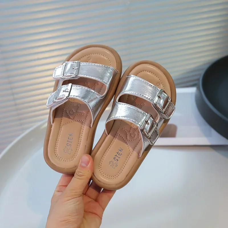 Kids Slippers Korean Style Outdoors Girls Casual Shoes for Summer 2025 New Children Beach Shoes Retro Soft Sole Comfortable
Kids Slippers Korean Style Outdoors Girls Casual Shoes for Summer 2025 New Children Beach Shoes Retro Soft Sole Comfortable