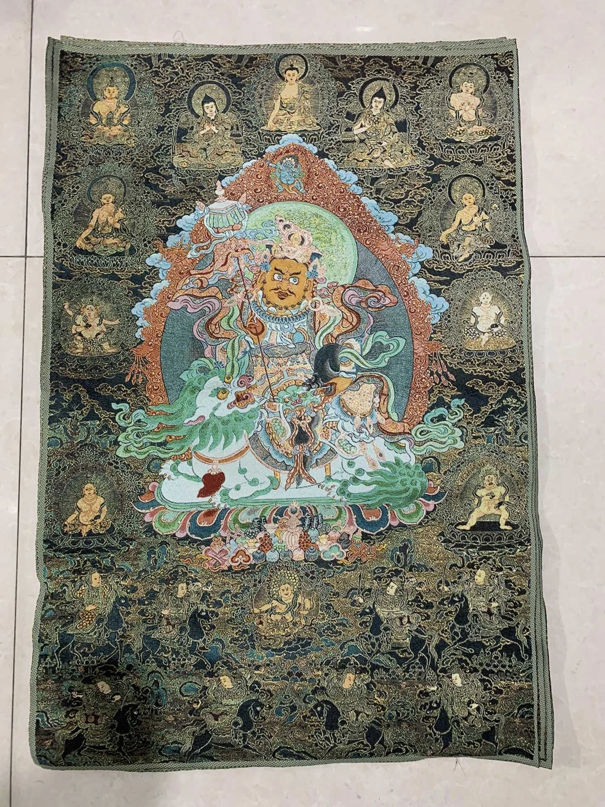 36" Tibet Tibetan Cloth Silk Yellow Jambhala Mammon God Tangka Thangka Mural
36" Tibet Tibetan Cloth Silk Yellow Jambhala Mammon God Tangka Thangka Mural