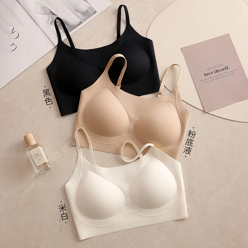 Simple Seamless Women's Underwear Gathering Light Thin Soft Hottie Sexy Solid Color No Steel Hoop Halter Bra Wholesale
Simple Seamless Women's Underwear Gathering Light Thin Soft Hottie Sexy Solid Color No Steel Hoop Halter Bra Wholesale