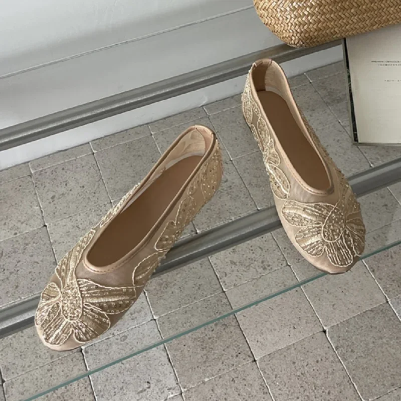 Aneikeh Flower Beaded Embroidery Flat Sandals Shoes Women Spring Summer Vintage Elegant Party Prom Dress Shoes BIG Size 43
Aneikeh Flower Beaded Embroidery Flat Sandals Shoes Women Spring Summer Vintage Elegant Party Prom Dress Shoes BIG Size 43