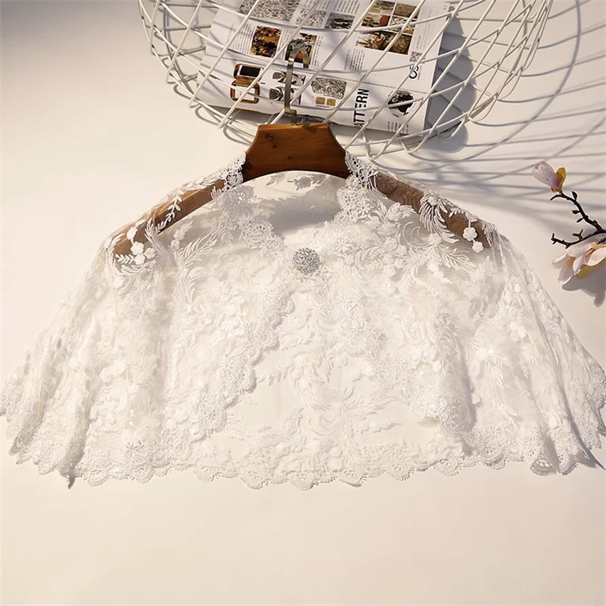 New Elegant Women Hollow Out Shawl Capes Europe and America Lady Lace Wrap Bolero Accessories Coat Princess Tops Cloak WZ2254
New Elegant Women Hollow Out Shawl Capes Europe and America Lady Lace Wrap Bolero Accessories Coat Princess Tops Cloak WZ2254