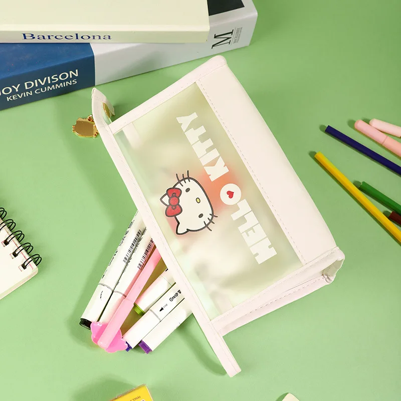 Sanrio милый мультяшный Hellokitty Kawaii прозрачный продукт для ухода за кожей помада макияж кисти сумка для хранения для студентов канцелярские принадлежности ручка Bag
Sanrio милый мультяшный Hellokitty Kawaii прозрачный продукт для ухода за кожей помада макияж кисти сумка для хранения для студентов канцелярские принадлежности ручка Bag