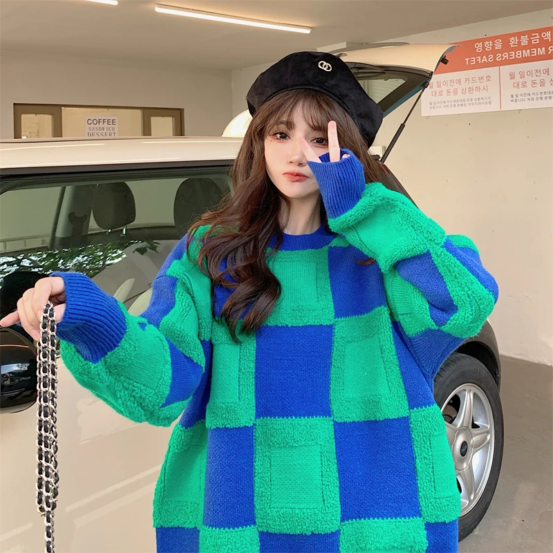 2023 New Harajuku Checkerboard Plaid Stitching Long Sleeves Pullover Sweaters Women Autumn Winter Thick Warm Y2k Knitted Sweater
2023 New Harajuku Checkerboard Plaid Stitching Long Sleeves Pullover Sweaters Women Autumn Winter Thick Warm Y2k Knitted Sweater