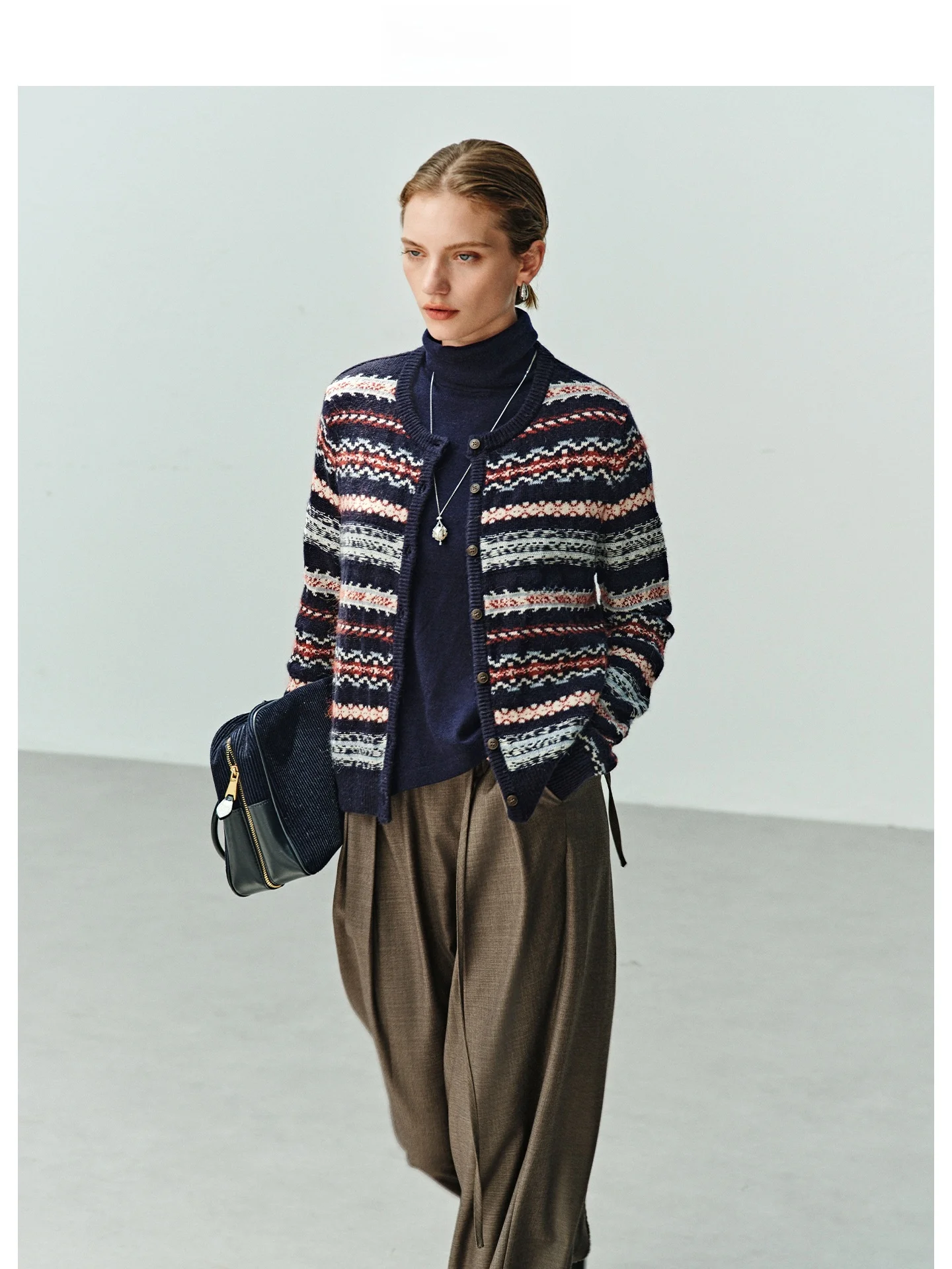 SueM Тяжелый вязаный кардиган из смеси шерсти с узором в полоску Fair Isle Женский повседневный длинный свитер V-Ne
SueM Тяжелый вязаный кардиган из смеси шерсти с узором в полоску Fair Isle Женский повседневный длинный свитер V-Ne