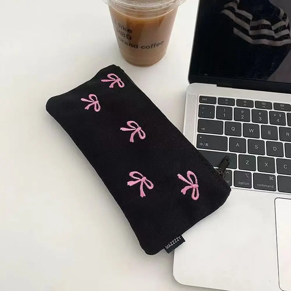 Funny Canvas Cute Embroidered Bag Lovely Print Square Shape Stationery Bag Bowknot Pencil Case
Funny Canvas Cute Embroidered Bag Lovely Print Square Shape Stationery Bag Bowknot Pencil Case