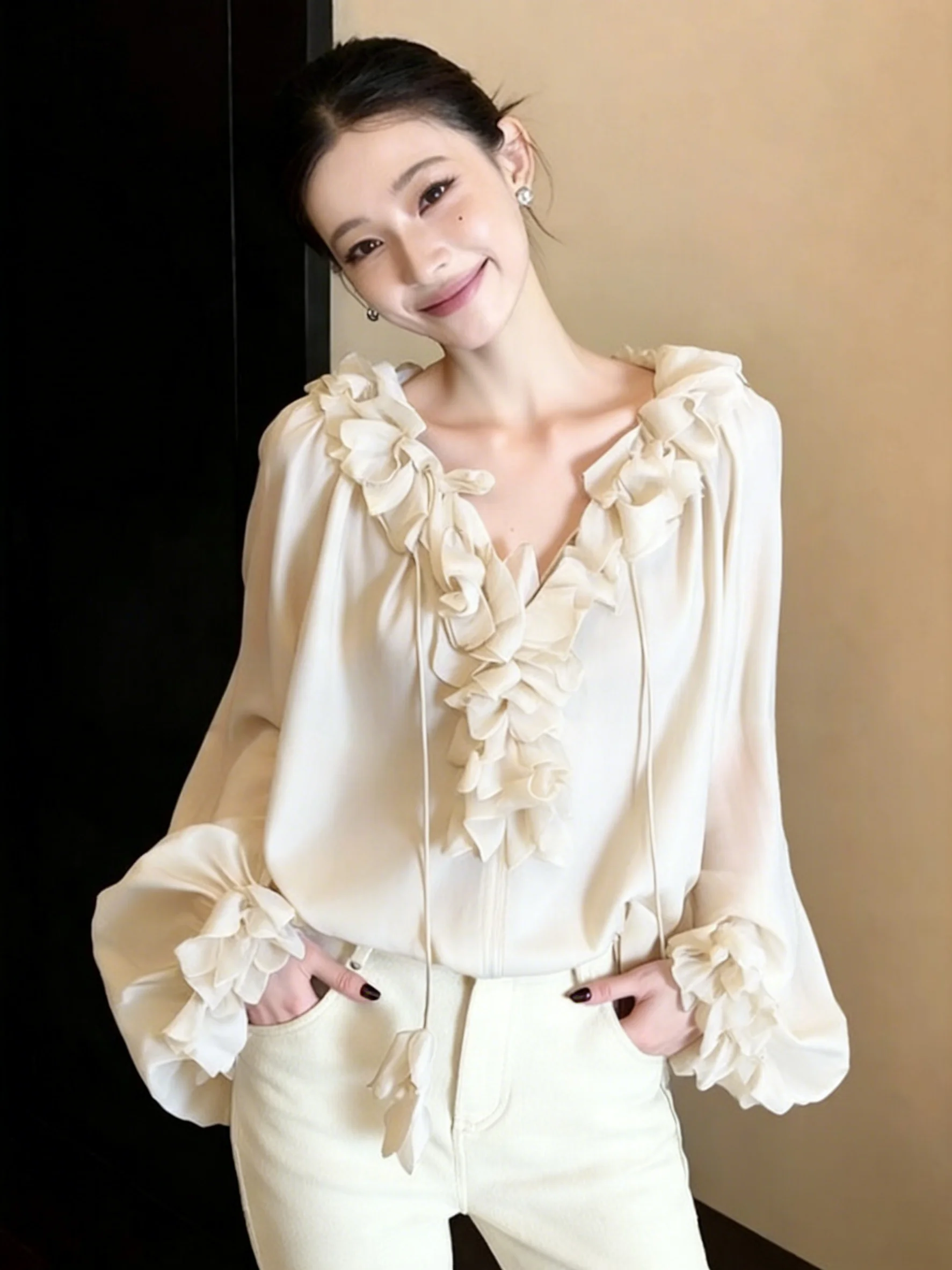 Spring Unique Chic Single Wear Women's Shirt Korean Style Small Audience Design Sense Fashionable Anti-Aging Wood Ear
Spring Unique Chic Single Wear Women's Shirt Korean Style Small Audience Design Sense Fashionable Anti-Aging Wood Ear