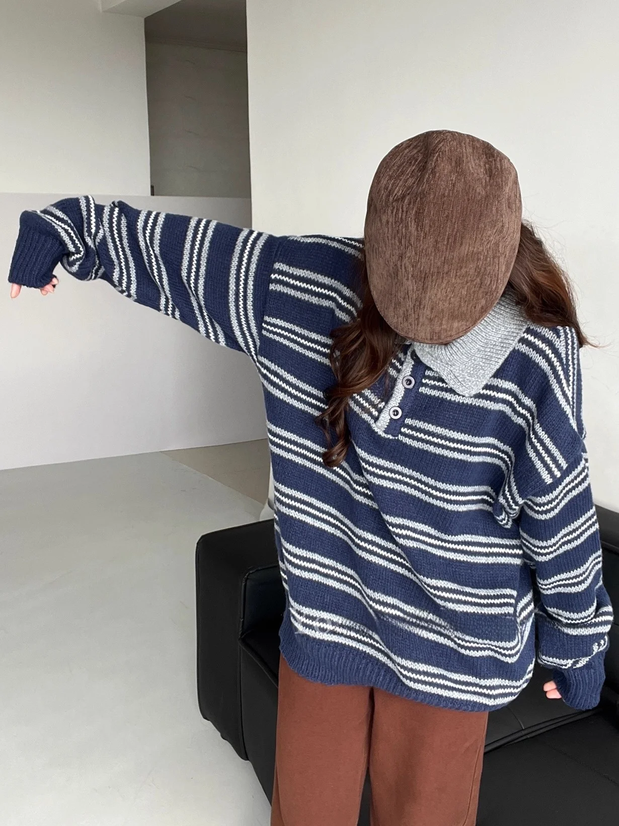 Retro Striped Knitted Sweater irt Lazy Sle Autumn Winter Blue Tone Contrast Color Blo Knitwear Loose Fit Long Sve
Retro Striped Knitted Sweater irt Lazy Sle Autumn Winter Blue Tone Contrast Color Blo Knitwear Loose Fit Long Sve