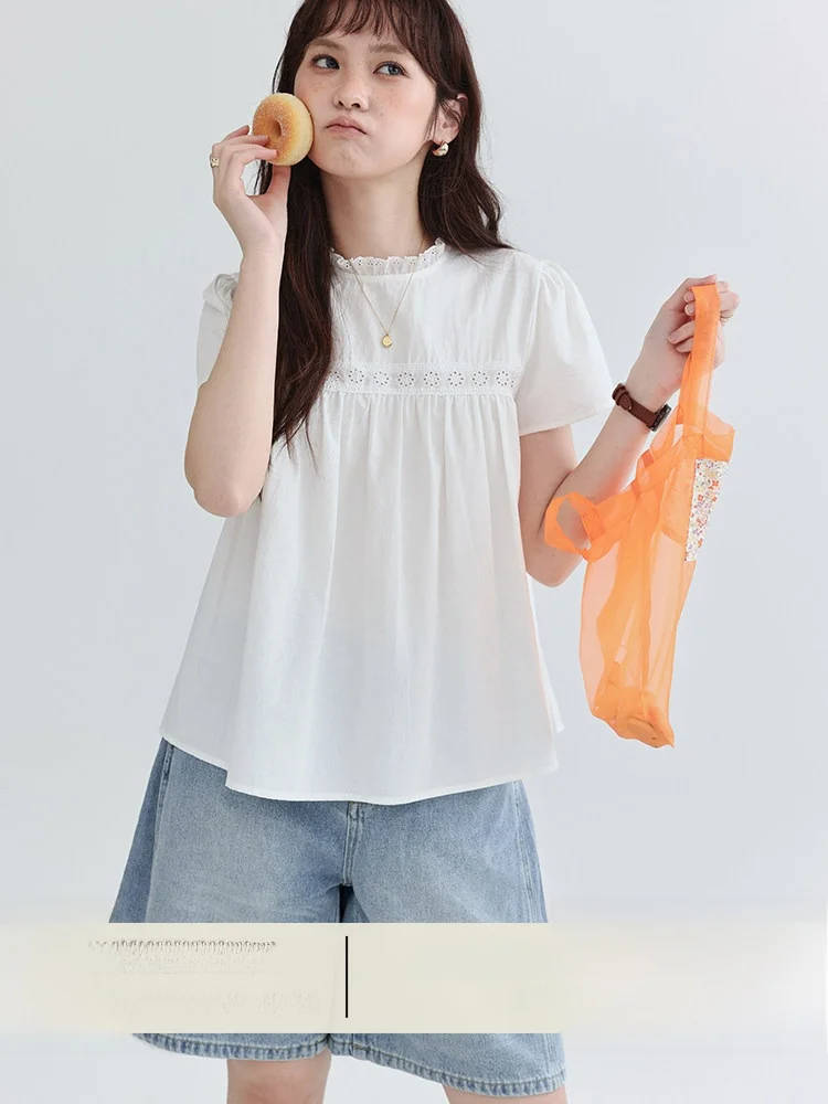 Pure Cotton Floral Embroidery Hollow out Short Sleeve Women's Shirt Summer New Style Lace Collar Breathable Comfortable Top
Pure Cotton Floral Embroidery Hollow out Short Sleeve Women's Shirt Summer New Style Lace Collar Breathable Comfortable Top