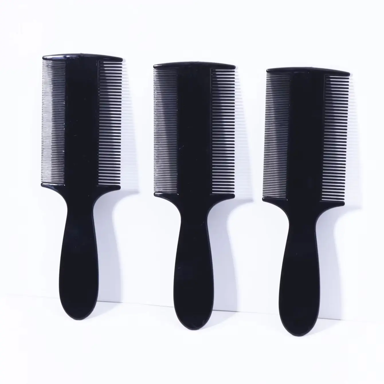 Hairstyling dense tooth handle comb set, double-sided dense tooth design, durable ABS plastic handle, special for real hair wigs
Hairstyling dense tooth handle comb set, double-sided dense tooth design, durable ABS plastic handle, special for real hair wigs