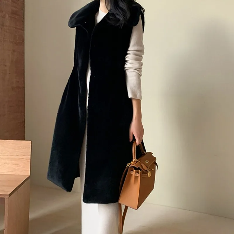 Fur Slimming Black Vest for Women Autumn and Winter, New Faux Fur Sleeveless Vest, Medium Length Fur Coat, Multi-color
Fur Slimming Black Vest for Women Autumn and Winter, New Faux Fur Sleeveless Vest, Medium Length Fur Coat, Multi-color