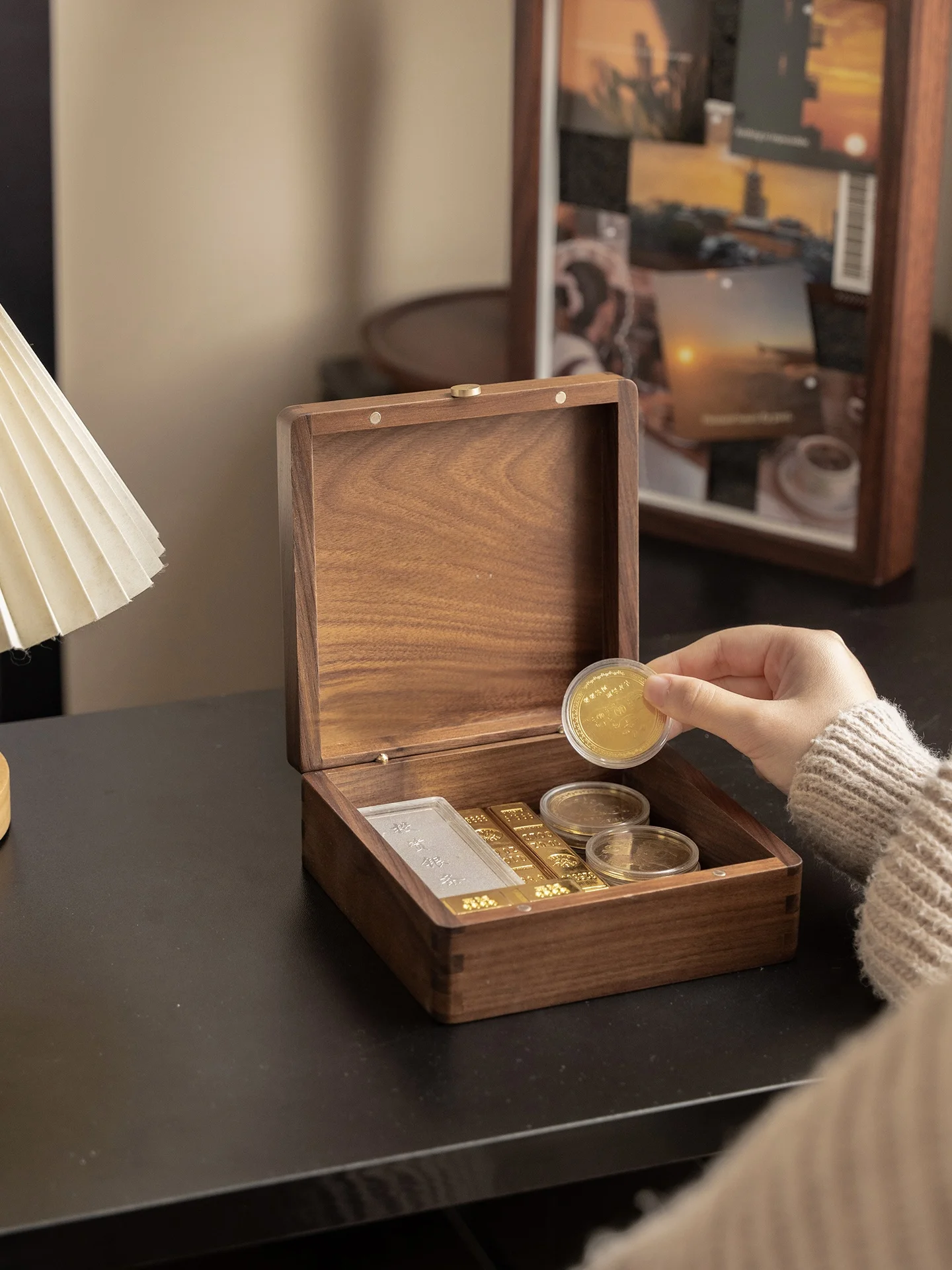 Ele Wooden Storage Box for Collectible Coins And Banknotes High Quali Handmade Vintage Sle Desktop Organizer
Ele Wooden Storage Box for Collectible Coins And Banknotes High Quali Handmade Vintage Sle Desktop Organizer