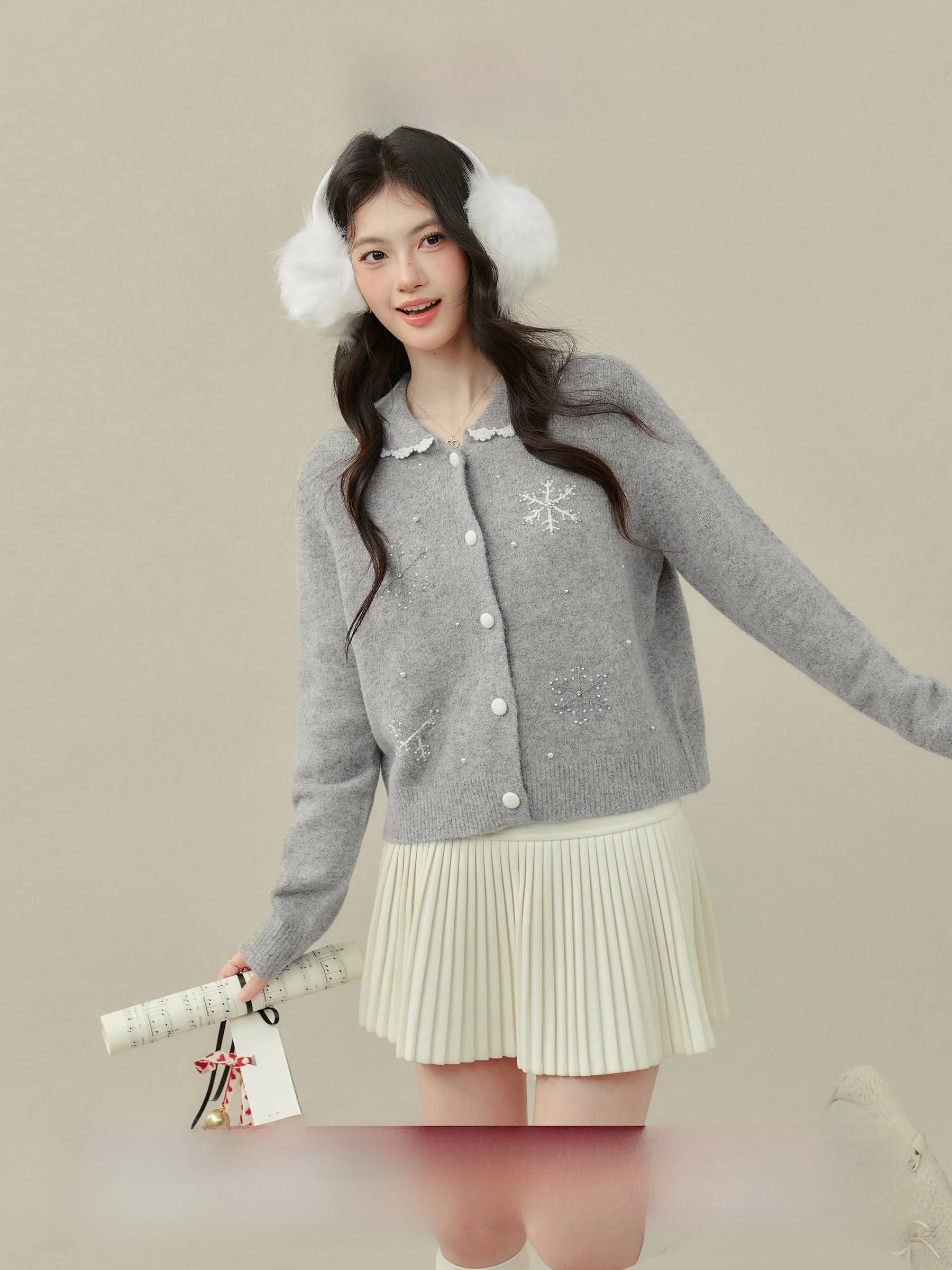 Женский кардиган Ele ey с вышивкой снежинок, повседневный, приталенный, с длинными рукавами, с жемчужной отделкой, для зимы
Женский кардиган Ele ey с вышивкой снежинок, повседневный, приталенный, с длинными рукавами, с жемчужной отделкой, для зимы