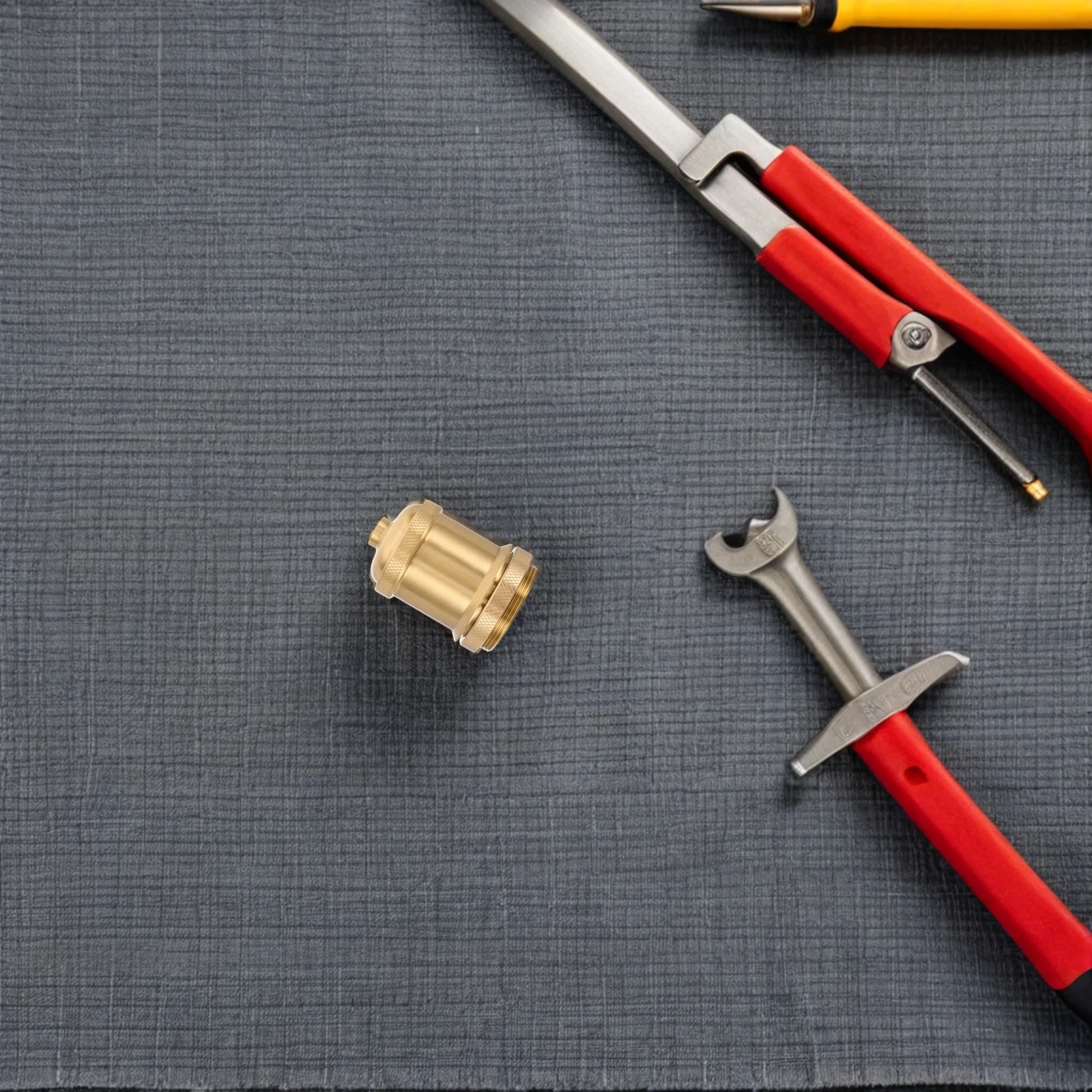 Pure Copper Holder E27 Vintage Socket Base For Pendant Light Fitting Diy Lamp Parts Metal Light Socket Small Table Lamp
Pure Copper Holder E27 Vintage Socket Base For Pendant Light Fitting Diy Lamp Parts Metal Light Socket Small Table Lamp