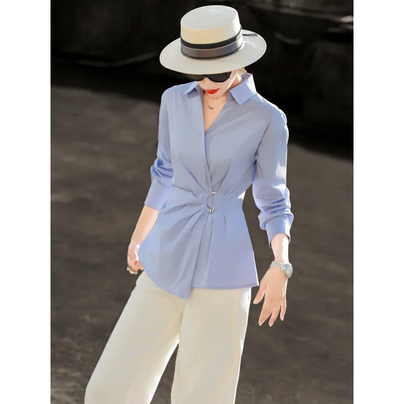 MEXCOCO 2026 Spring New Arrival V-neck Solid Color Slim Waist Office Casual Blouse
MEXCOCO 2026 Spring New Arrival V-neck Solid Color Slim Waist Office Casual Blouse